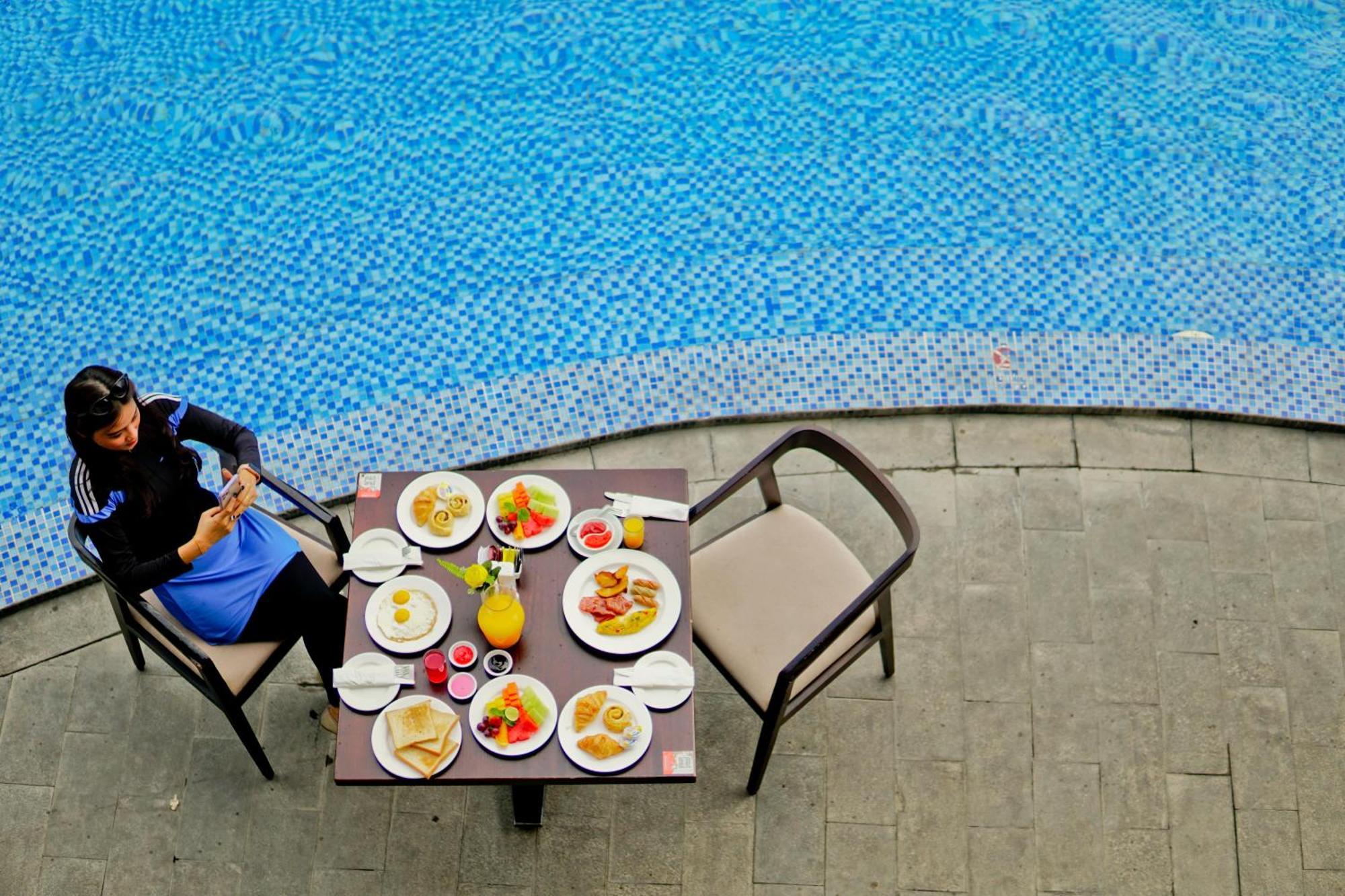 Swiss-Belhotel Lampung Бандар-Лампунг Экстерьер фото